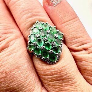 Elegant Green Gemstone Silver Ring